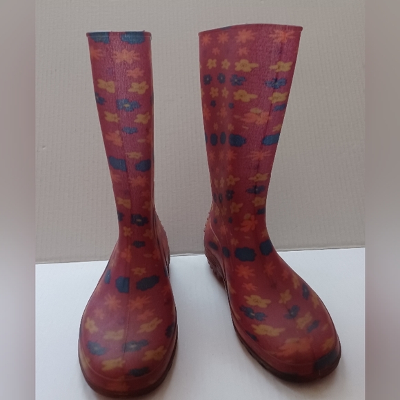 4/$40 Girl's Floral Rain Boots - Size 3 - Picture 1 of 9